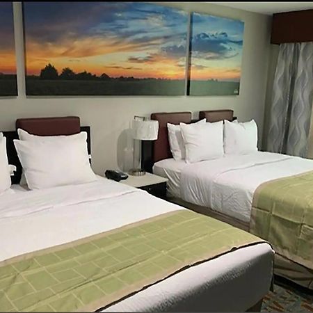 Days Inn By Wyndham Bellville Mansfield Екстер'єр фото